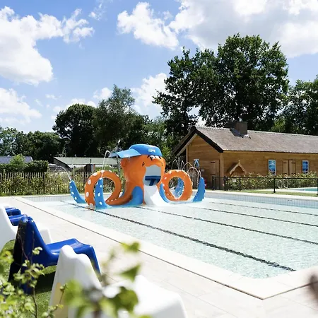 Chalet Modern With 2 Bathrooms, Near De Efteling *