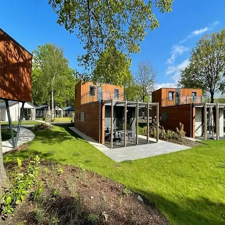Modern With 2 Bathrooms, Near De Efteling Chalet